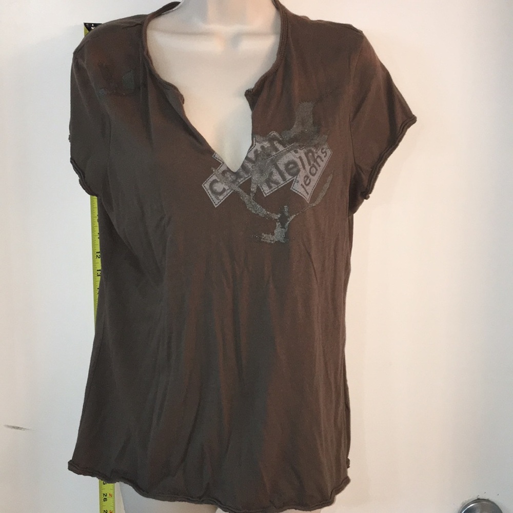 Calvin Klein v neck t XL juniors fit